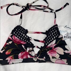 NWT Frankies Bikini Top only in Black Lotus size XS